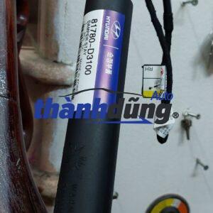 Ti cốp điện Hyundai Santafe 2020