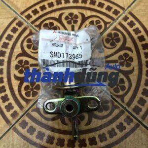 Van hồi xăng Mitsubishi Jolie