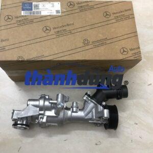 Bơm nước Mercedes GLC200