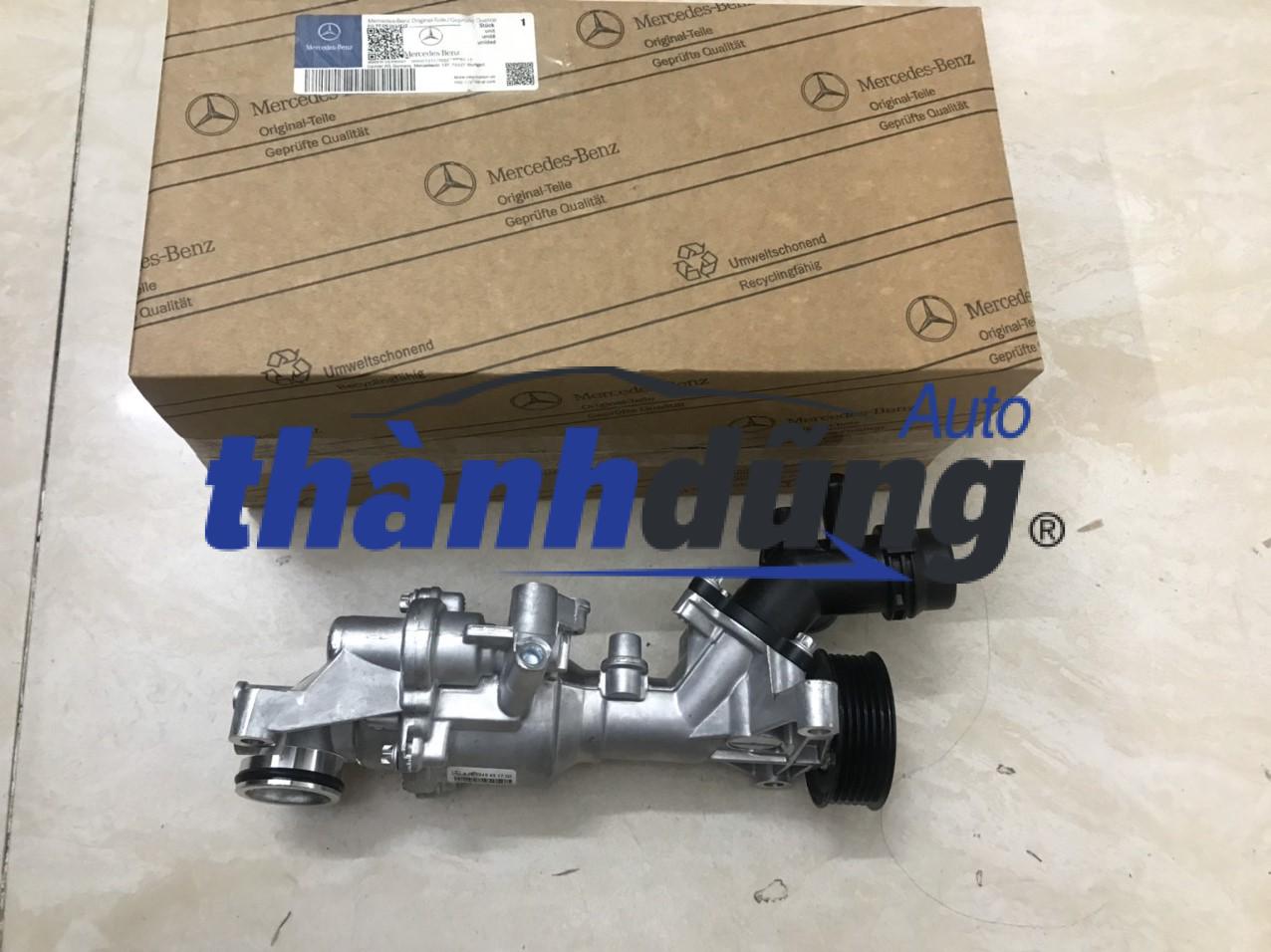 Bơm nước Mercedes GLC200