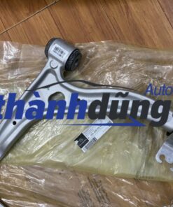 Càng A dưới Mercedes GLA45