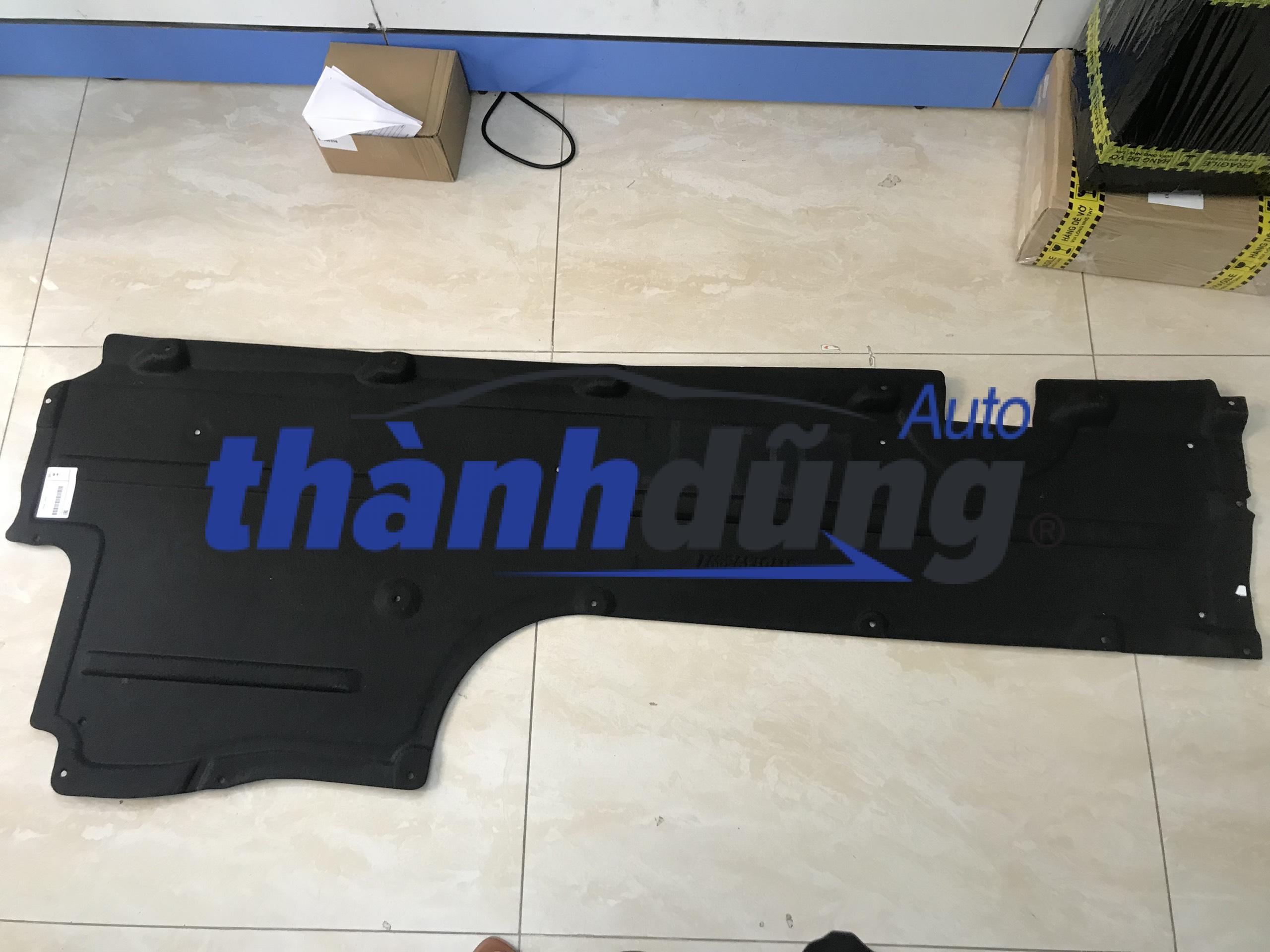 Chắn bùn động cơ BMW 530i