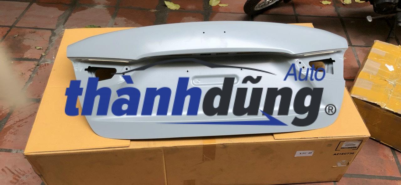 Cốp hậu Mazda 2 2018