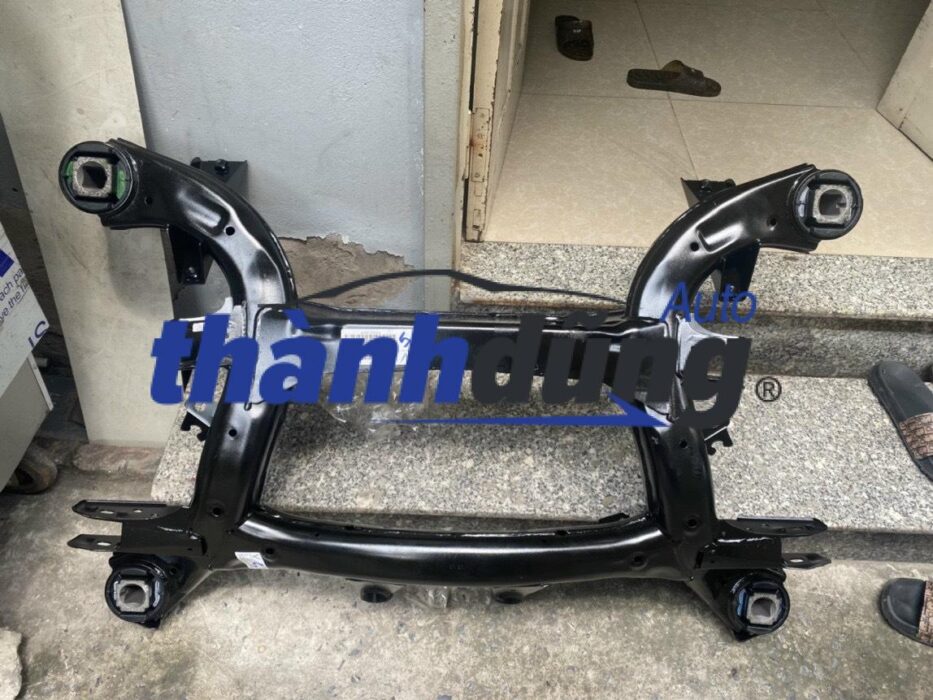 Giá đỡ động cơ Vinfast Lux SA 2020