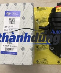 Két sinh hàn Mercedes GLA180