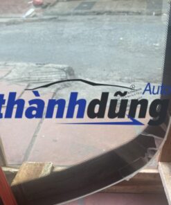 Kính lái Mercedes Sprinter