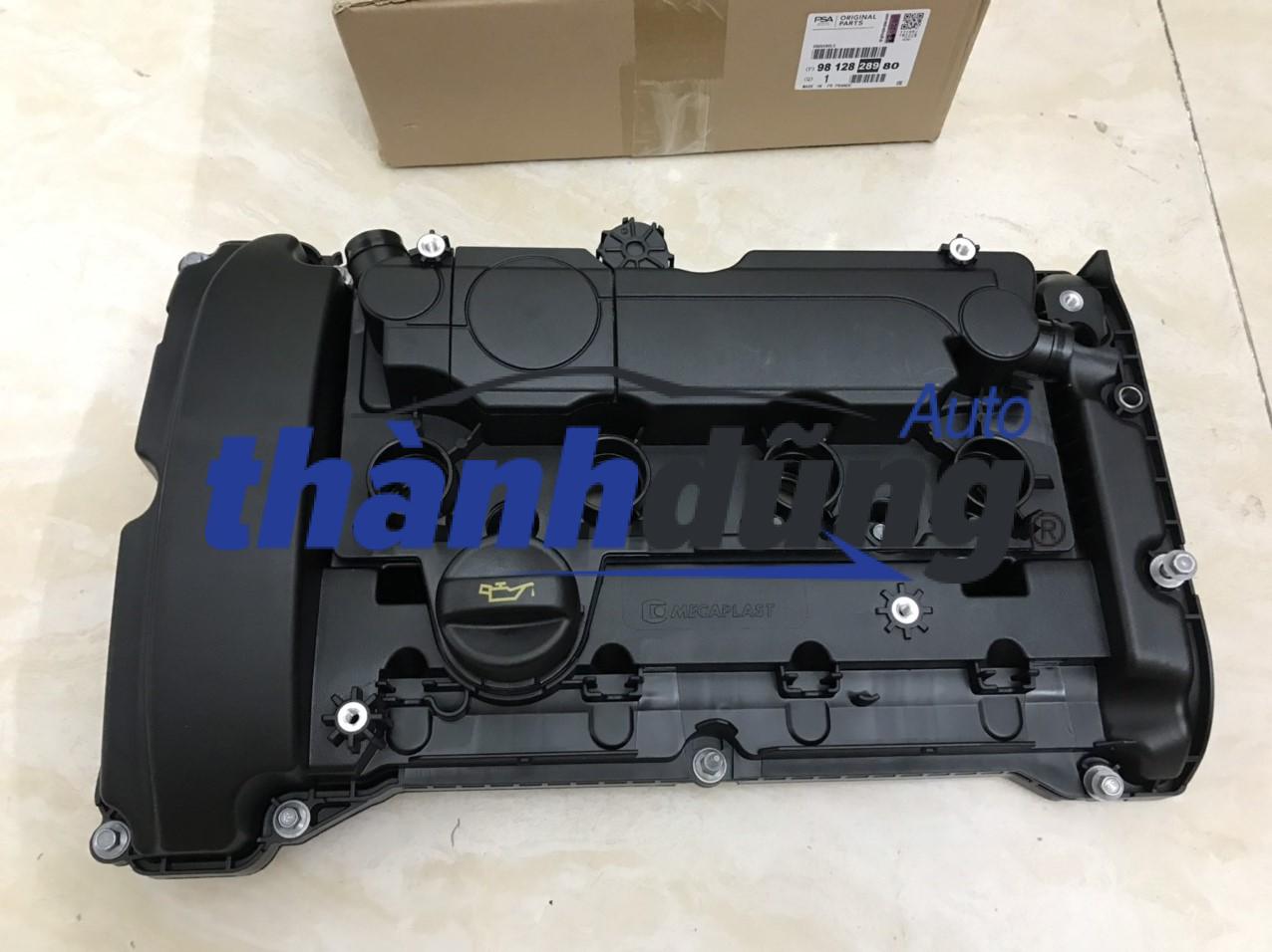 Nắp đậy mặt máy Peugeot 5008