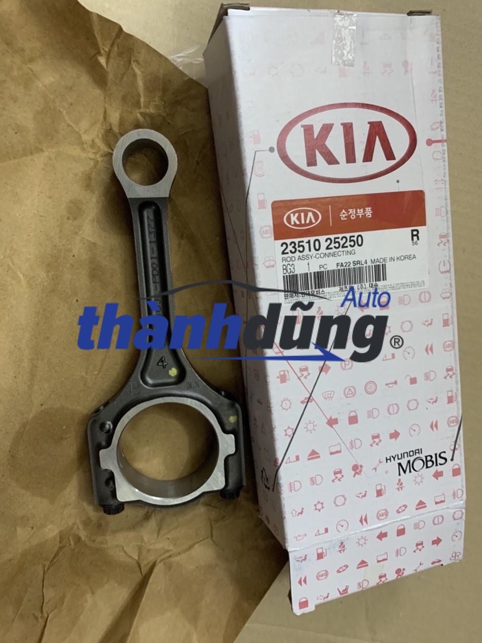 Tay biên Hyundai Starex