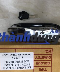 Tay mở cửa thùng sau Mitsubishi Triton