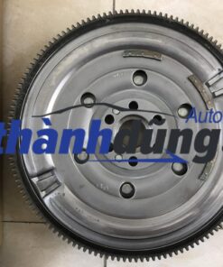 Bánh đà nissan livina