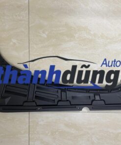 Chắn bùn động cơ nissan livina