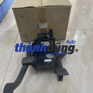 Chân côn phanh ga chevrolet spark