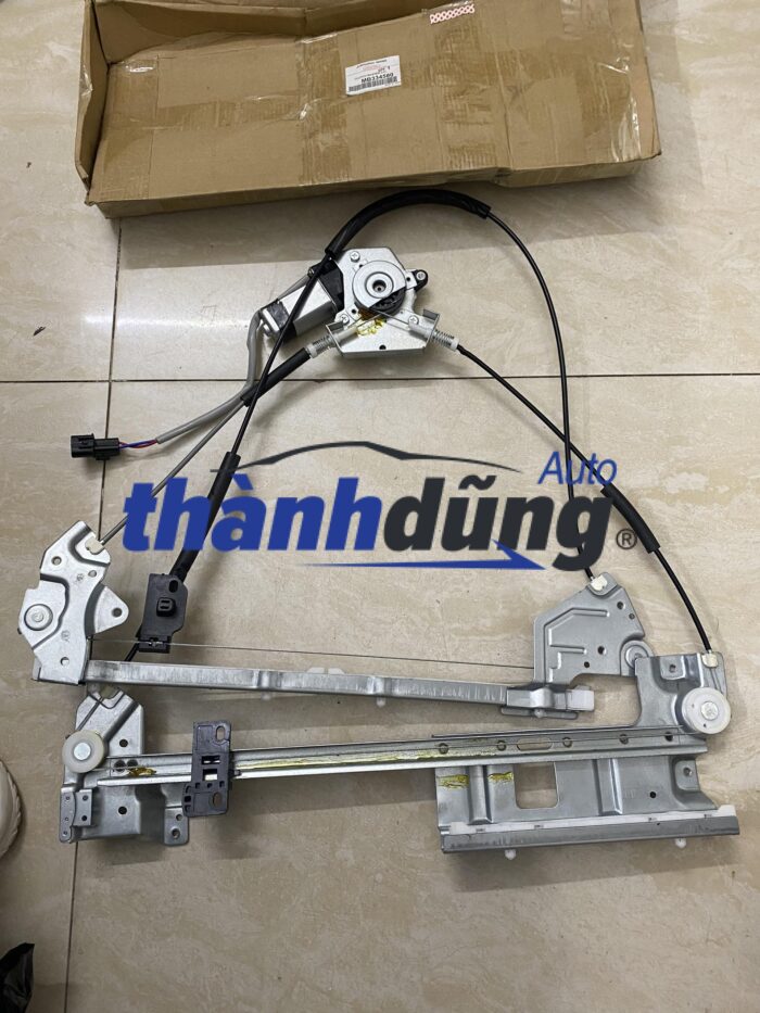 Compa nâng hạ kính fuso canter