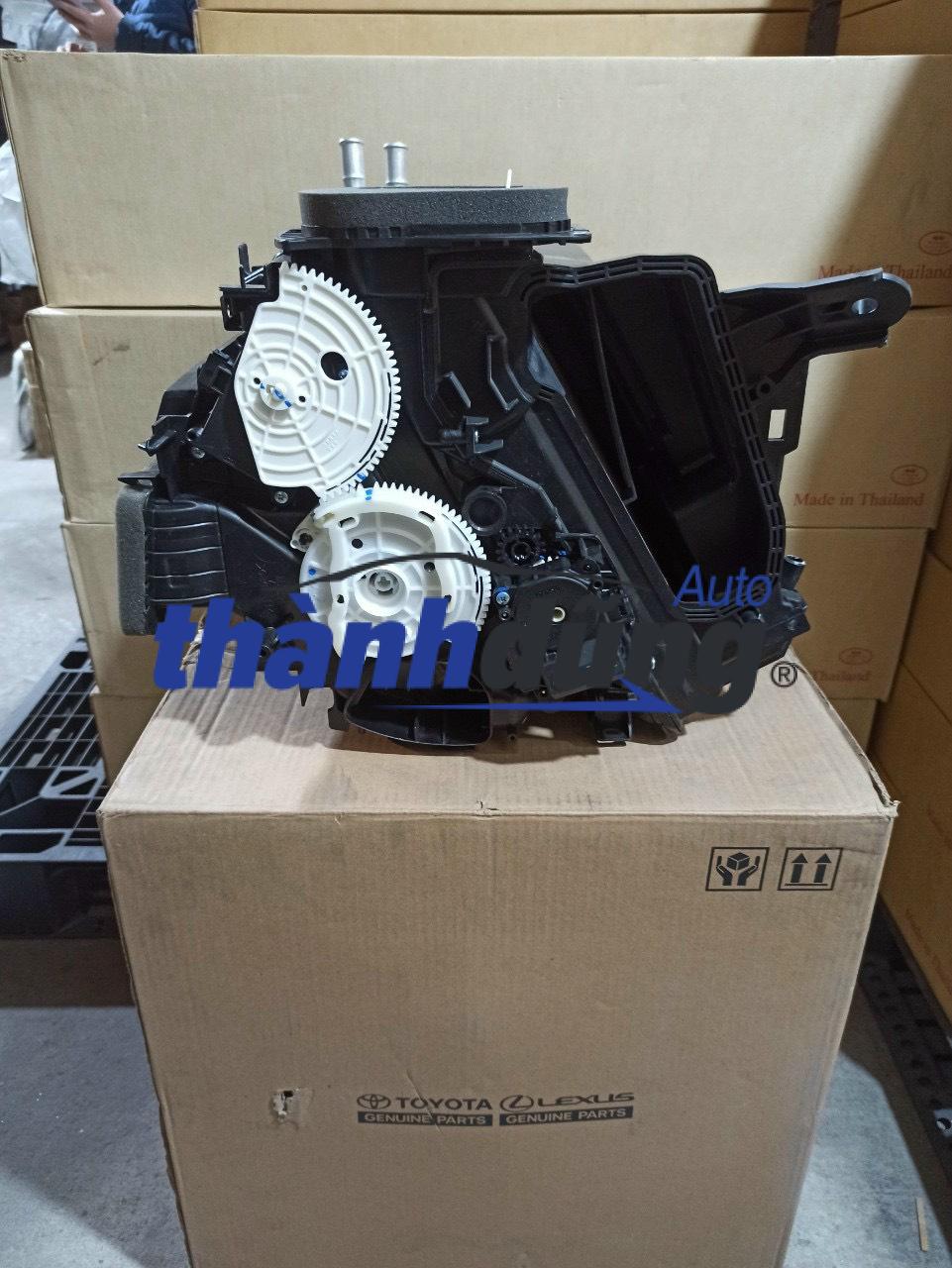 hộp quạt điều hòa toyota fortuner