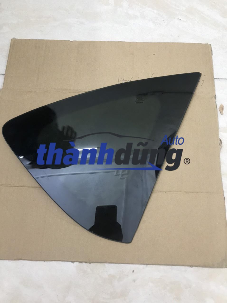 Kính tam giác mazda cx5