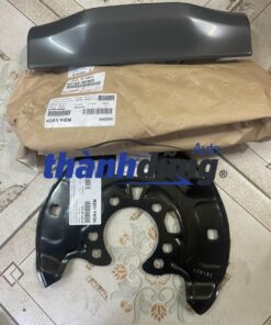 Ốp bảo vệ đĩa phanh toyota yaris