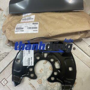 Ốp bảo vệ đĩa phanh toyota yaris