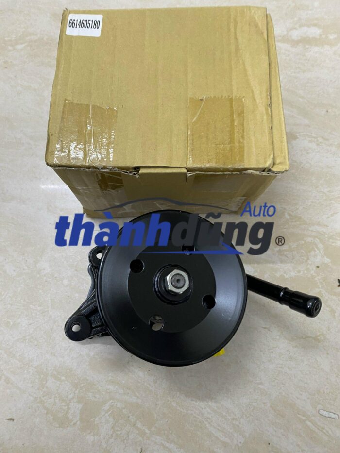 Bơm trơ lực lái mercedes mb140 2000