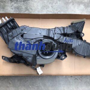 Hộp điều hòa sau ford explorer