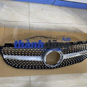 Mặt ca lăng mercedes c63 amg