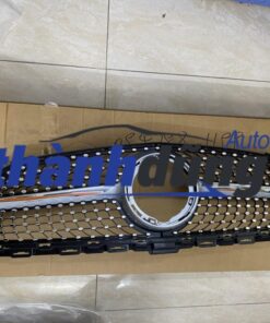 Mặt ca lăng mercedes c63 amg