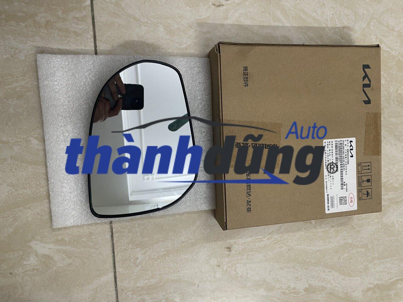 Mặt gương chiếu hậu kia soluto