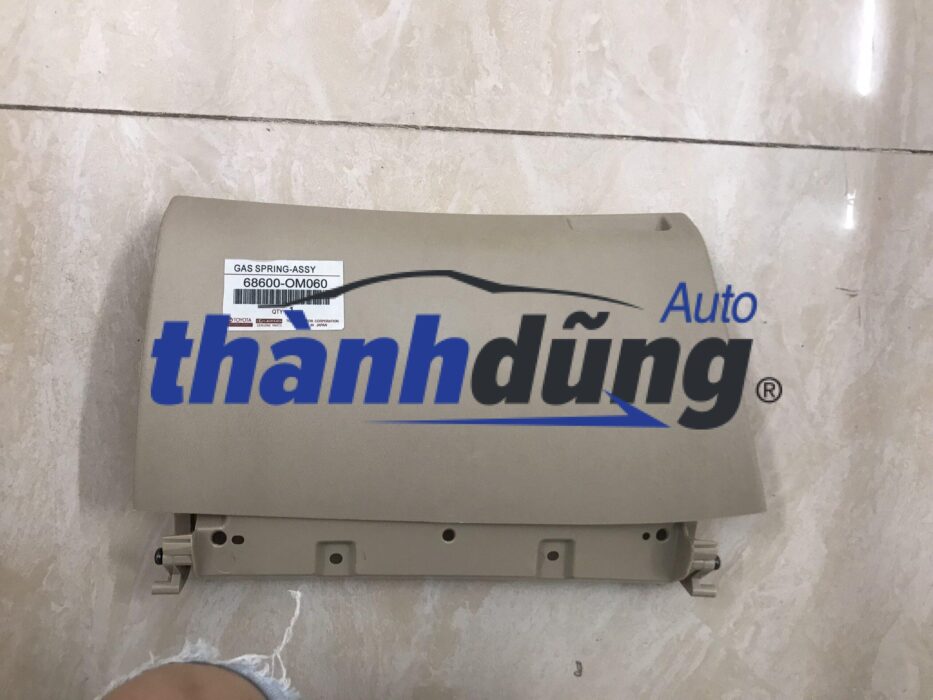 Nắp hộc cốp để đồ toyota hilux