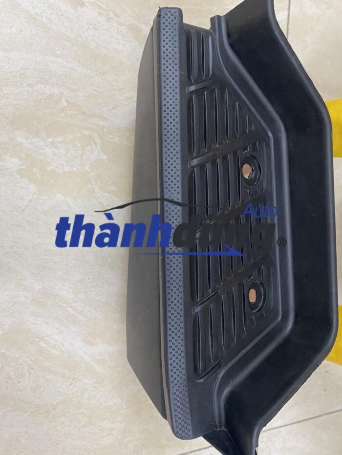 Bệ bước Toyota Hiace