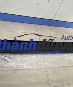 ỐP NHỰA BA ĐỜ SỐC SAU FORD RANGER 2015-2019