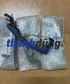 TAY MỞ CỬA NGOÀI TRƯỚC CHEVROLET COLORADO