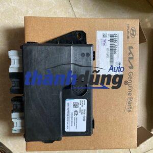 HỘP ĐIỀU KHIỂN MỞ CỐP KIA SEDONA 2019-2021