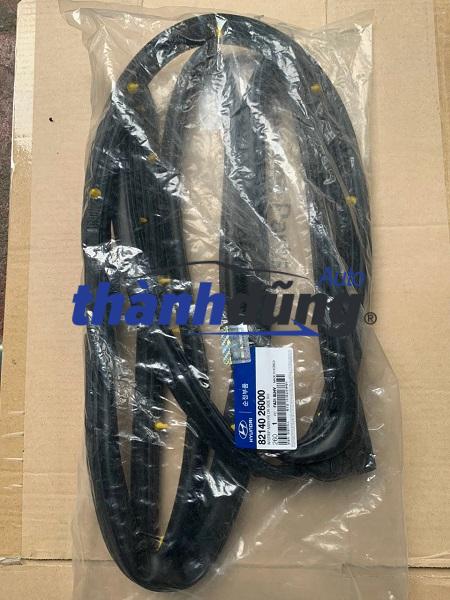 GIOĂNG CÁNH CỬA HYUNDAI SANTAFE 2005-2012