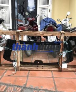 KÍNH CỬA HẬU XE SSANGYONG REXTON