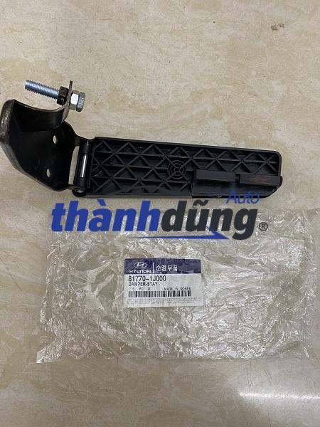BÀN ĐẠP CHÂN GA HYUNDAI HD210