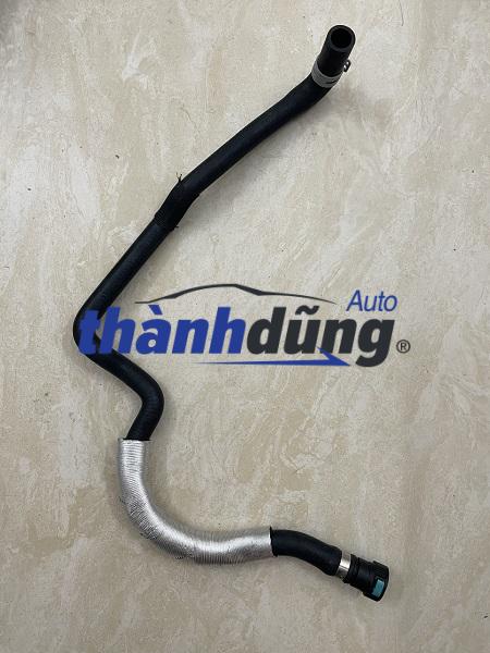 TUY Ô NƯỚC DÀI VÀO GIÀN SƯỞI FORD TRANSIT