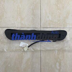 ĐÈN THẮNG TRÊN CAO ISUZU D-MAX