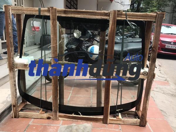 KÍNH CHẮN GIÓ TRƯỚC FORD ECOSPORT 2017-2018