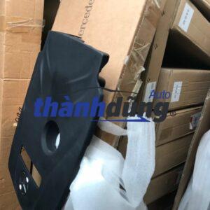NẮP CHE MẶT MÁY MERCEDES C250