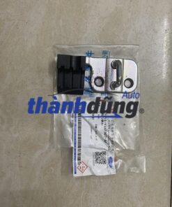 CHỐT MÓC KHÓA CỬA HẬU FORD TRANSIT 2014-2020