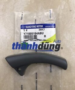 ỐP TAY ĐIỀU CHỈNH GHẾ SSANGYONG STAVIC