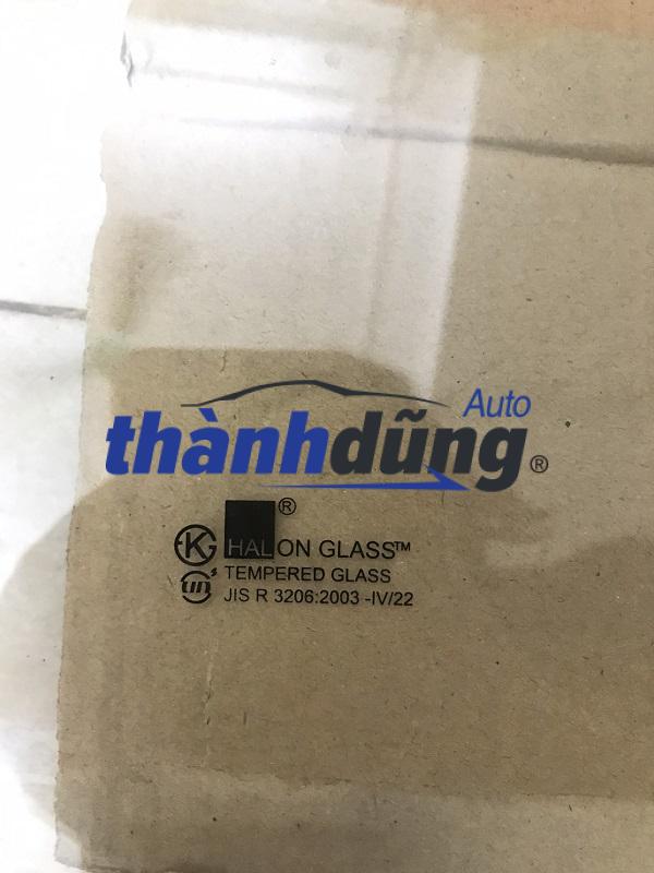 KÍNH CÁNH CỬA SUZUKI 5 TẠ