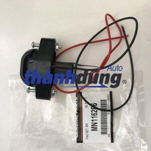 ĐÈN SOI BIỂN SỐ MITSUBISH TRITON 2005-2009