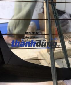 KÍNH CỐP SAU SUZUKI XL7 2018-2022