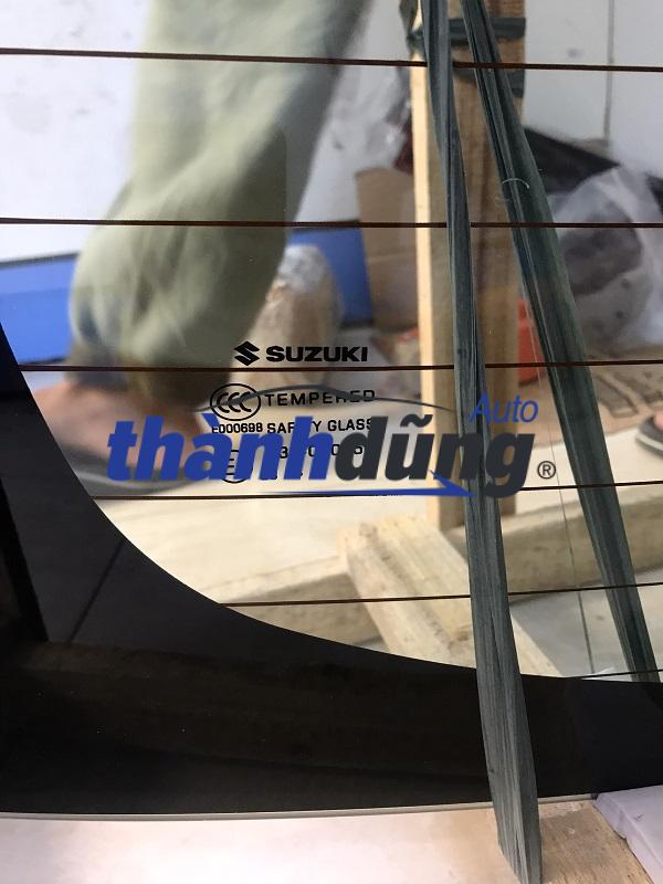 KÍNH CỐP SAU SUZUKI XL7 2018-2022