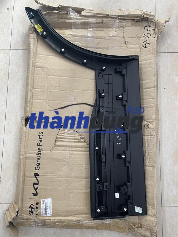 NẸP SƯỜN CÁNH CỬA HYUNDAI SANTAFE