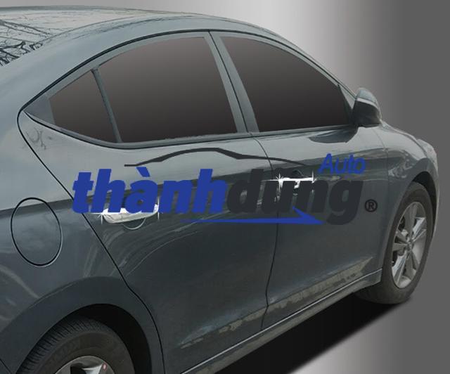 Lý do nên trang bị ốp tay mở cửa cho ô tô