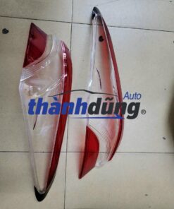 NẮP VỎ ĐÈN HẬU TOYOTA CAMRY