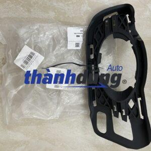 ỐP ĐÈN SƯƠNG MÙ MERCEDES C200