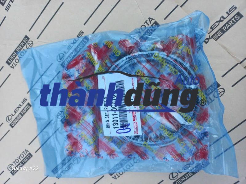 XÉC MĂNG TOYOTA INNOVA 2013