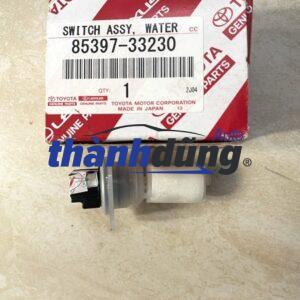 CẢM BIẾN MỰC NƯỚC RỬA KÍNH LEXUS ES300